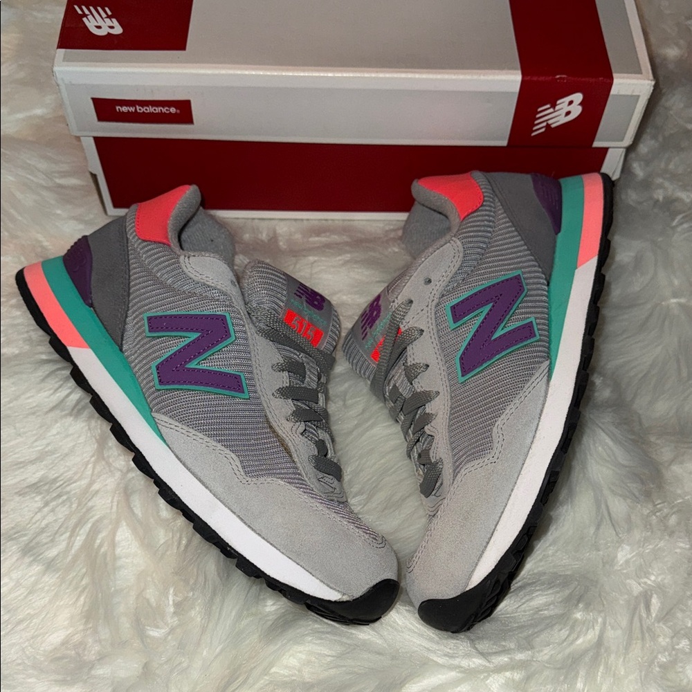 New Balance Classic 515 Women's Sneakers - Size 10